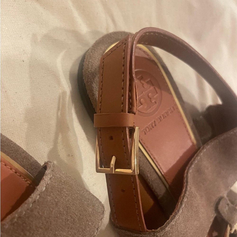 Tory Burch sandals - Picture 2 of 6